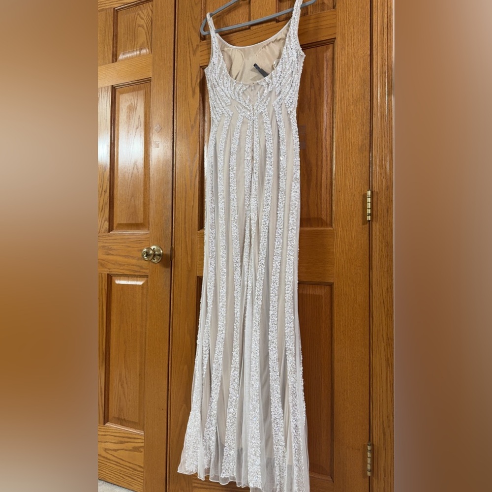 Women’s Formal Dress BG Haute 48722SC Sequined Size 10 Gown Ivory/Nude NEW - Picture 8 of 16